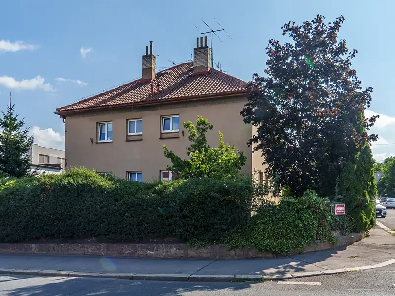 Prodej rodinného domu 107 m², pozemek 278 m², Praha – náhled fotky 1