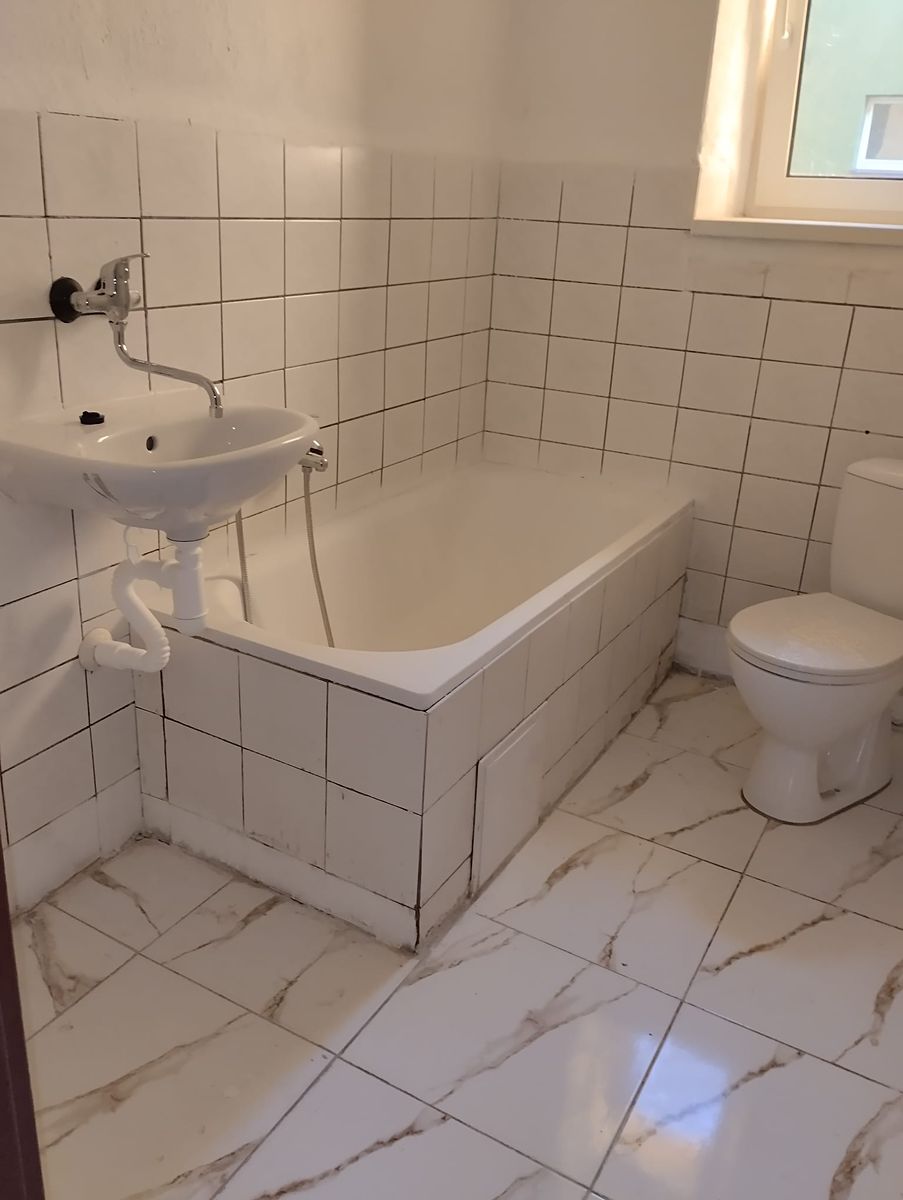 Pronájem bytu 2+1 86 m² – fotografie 4