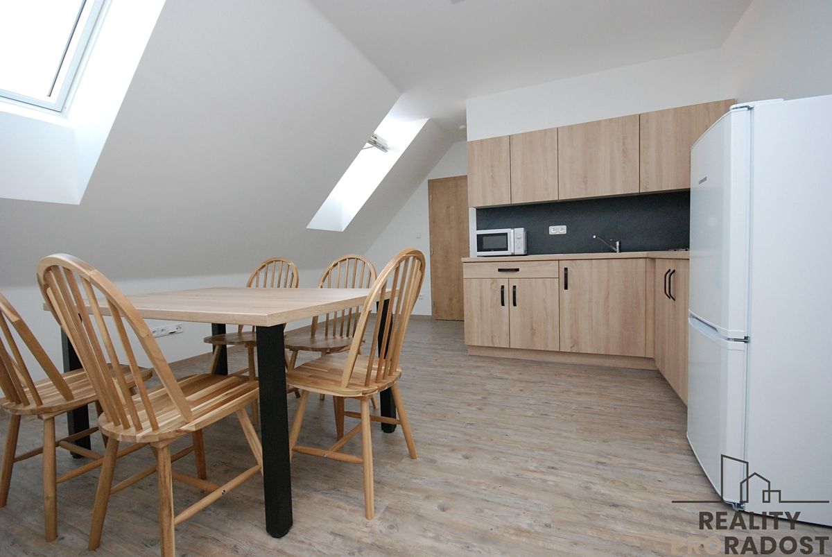 Pronájem bytu 3+kk 55 m²