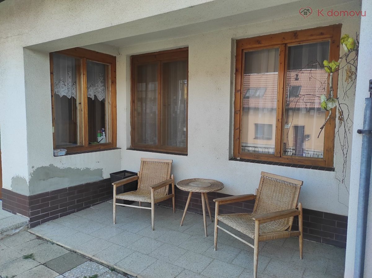 Prodej rodinného domu 115 m², pozemek 229 m² – fotografie 2