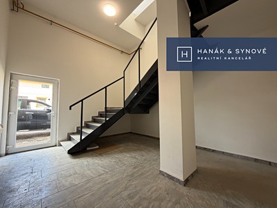 Pronájem kanceláře 158 m²