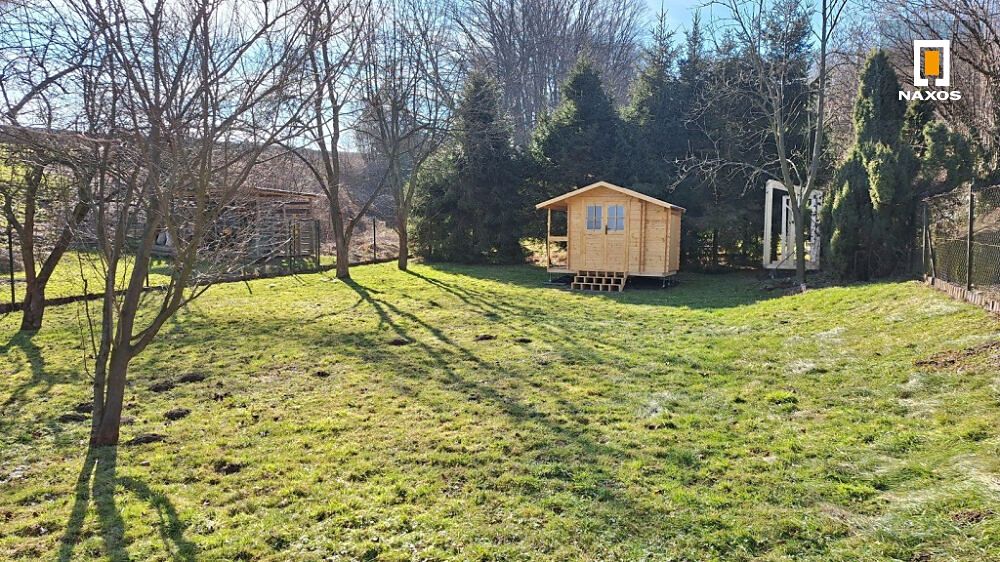 Pronájem zahrady 384 m²