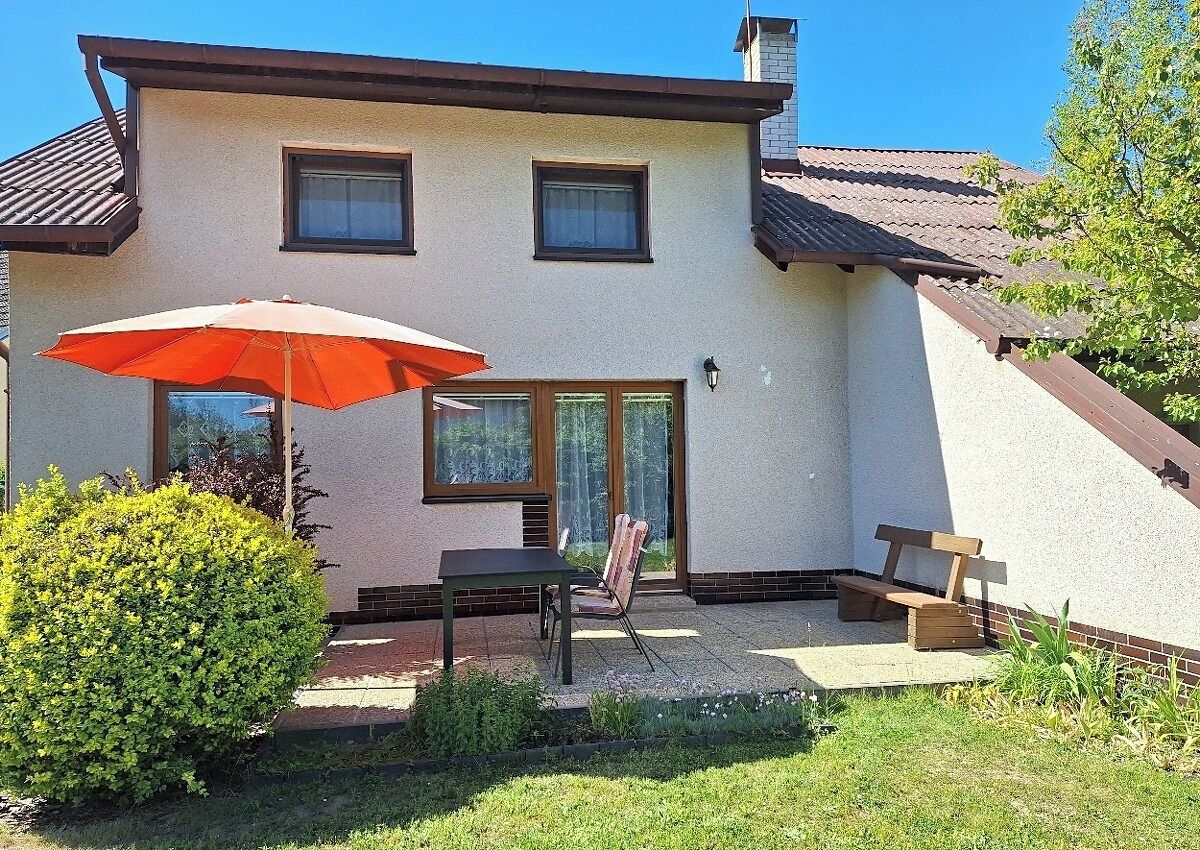 Prodej rodinného domu 150 m², pozemek 475 m² – fotografie 2