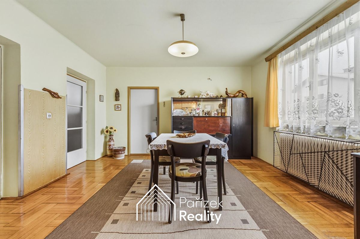 Prodej rodinného domu 134 m², pozemek 438 m² – fotografie 2