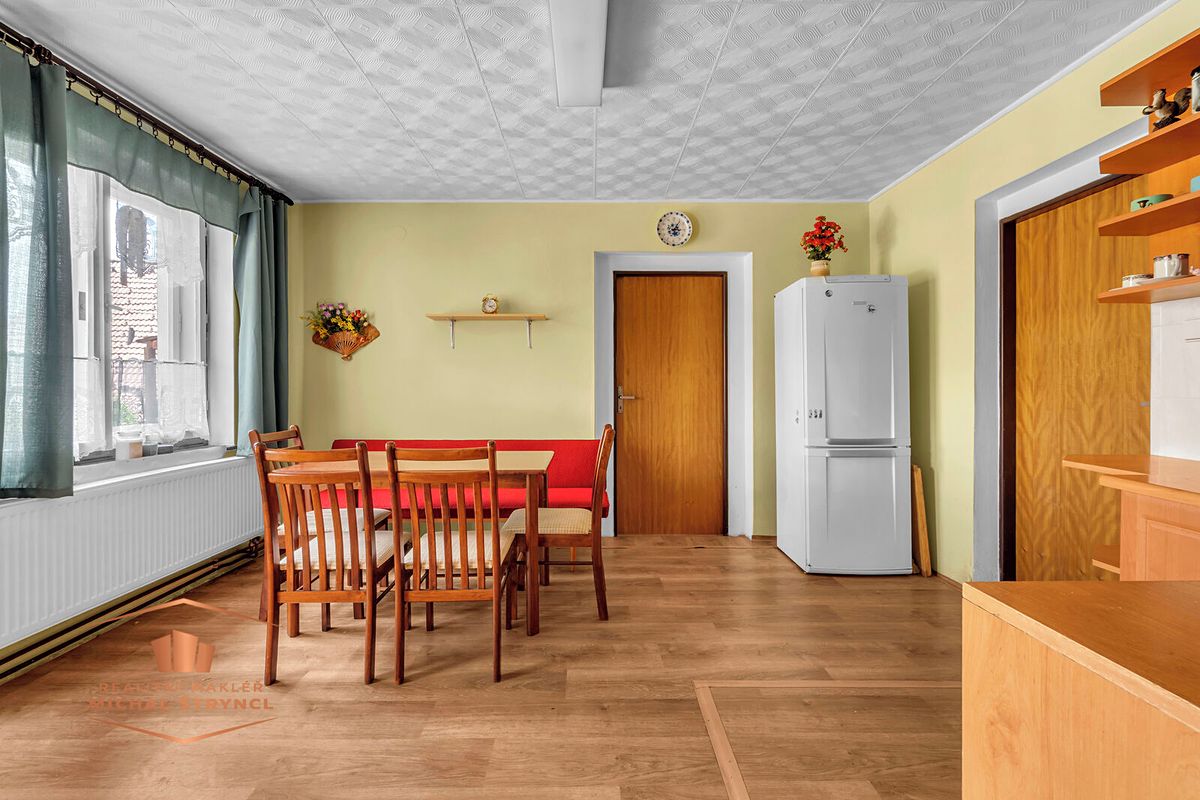 Prodej rodinného domu 80 m², pozemek 398 m² – fotografie 4