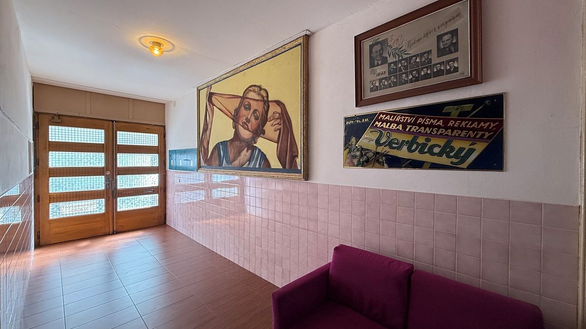 Prodej rodinného domu 247 m², pozemek 227 m² – fotografie 4