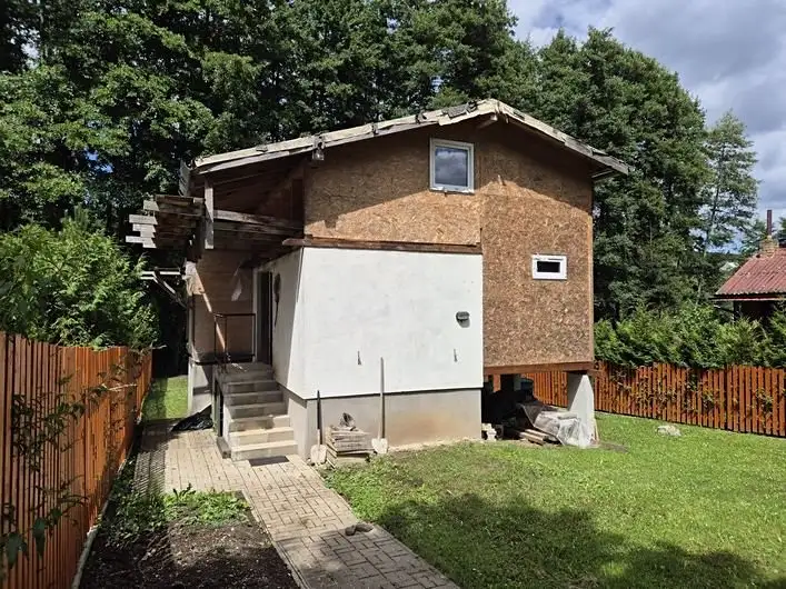 Prodej chaty 55 m², pozemek 388 m², Libušín – náhled fotky 3