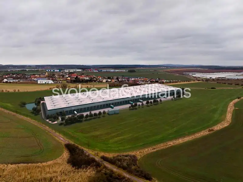 Pronájem skladového prostoru 39500 m², Úherce – náhled fotky 2