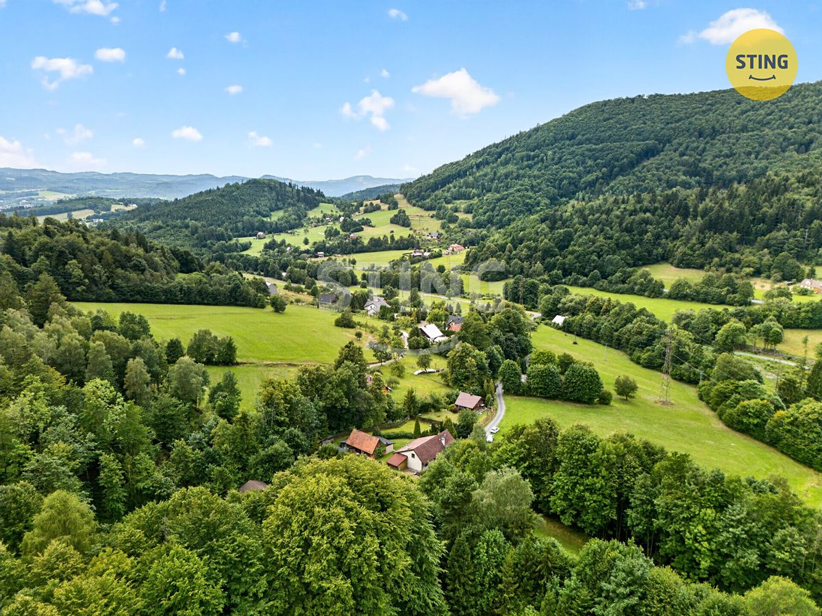 Prodej rodinného domu 225 m², pozemek 2141 m² – fotografie 4