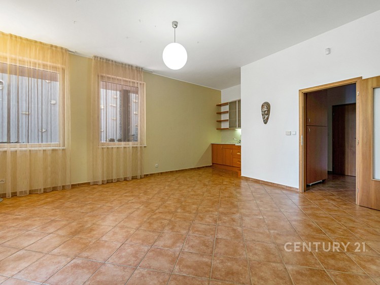 Будинок на продаж, 298 м² (50 з 58)
