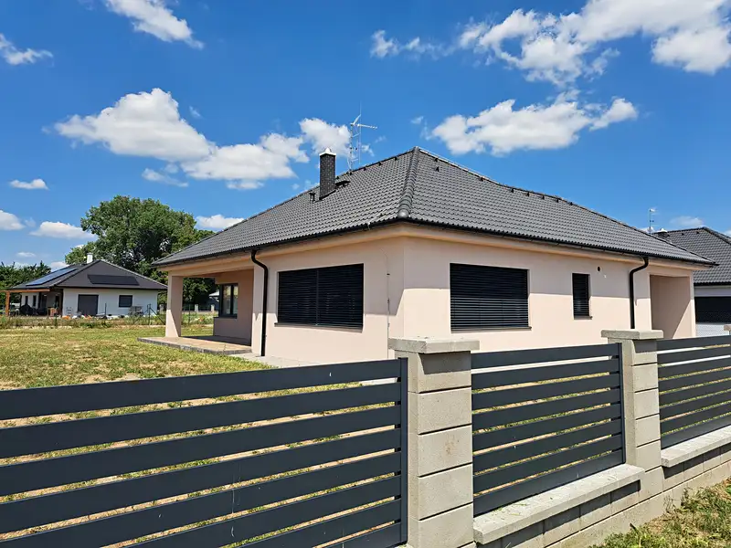 Prodej rodinného domu 120 m², pozemek 1051 m², Přehýšov – náhled fotky 1