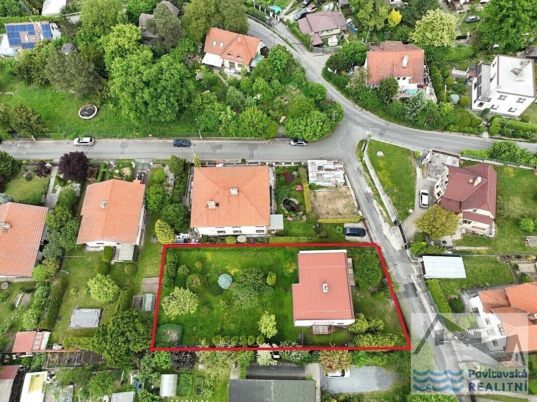 Prodej rodinného domu 214 m², pozemek 858 m² – fotografie 3