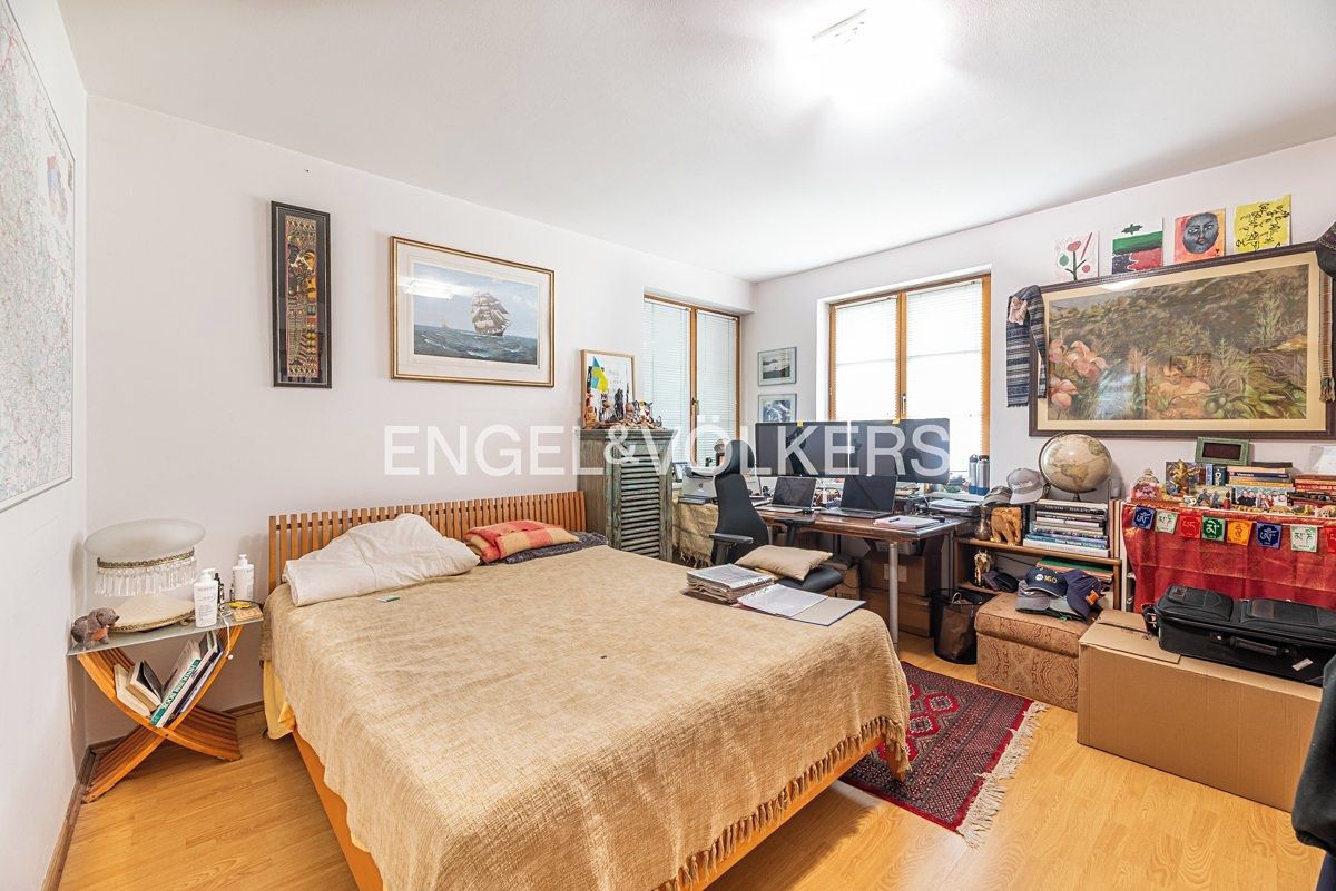 Pronájem rodinného domu 340 m², pozemek 1197 m² – fotografie 5