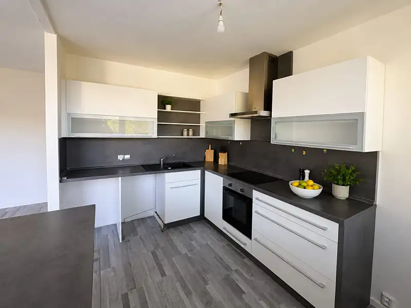 Pronájem bytu 3+1 73 m², Litvínov – náhled fotky 2