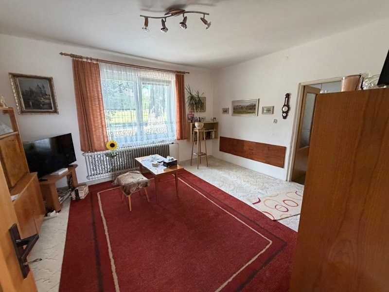 Prodej rodinného domu 200 m², pozemek 580 m² – fotografie 5