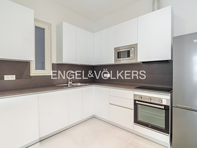Квартира 4+1 в оренду, 102 м² (2 з 9)