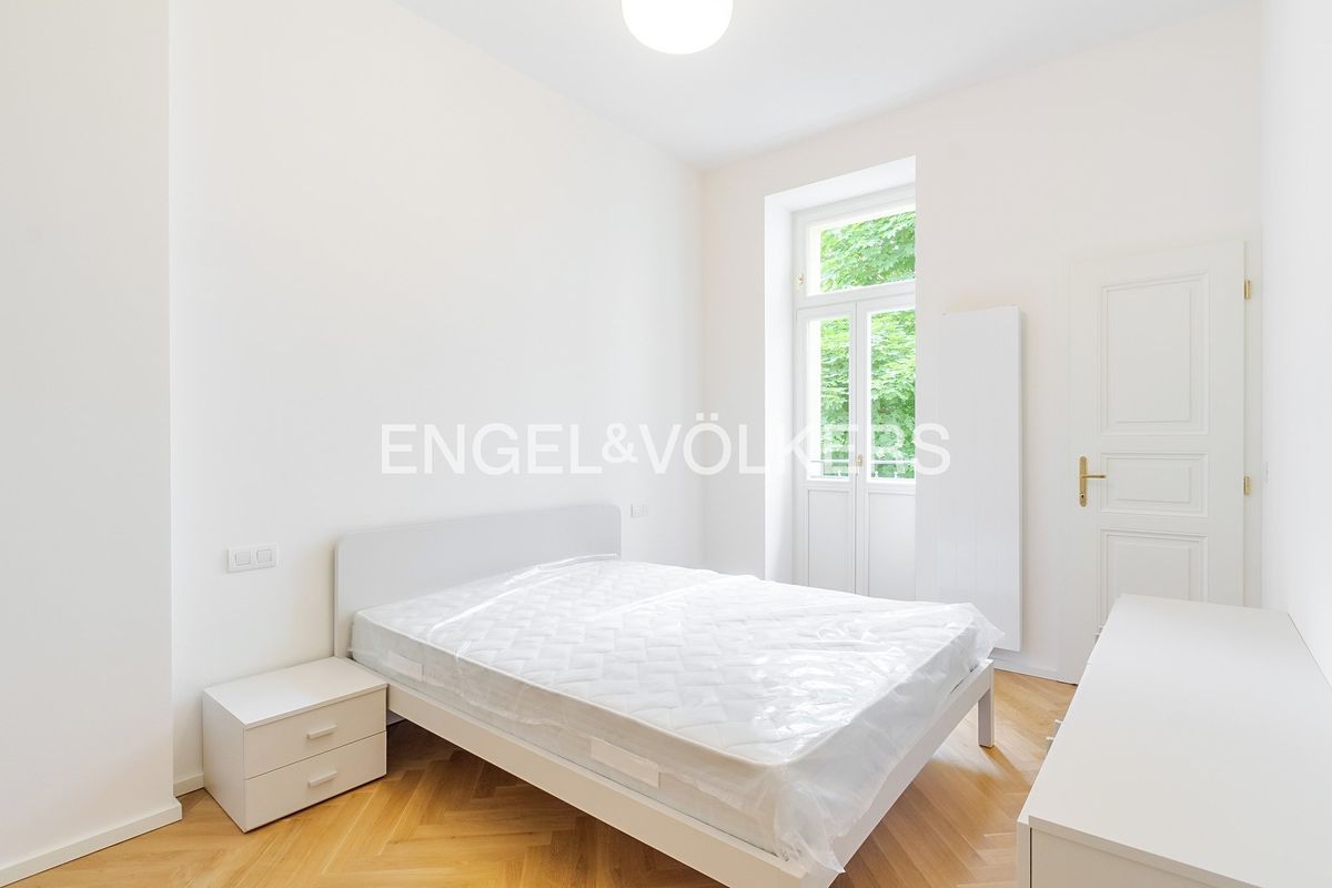 Pronájem bytu 4+1 102 m² – fotografie 5