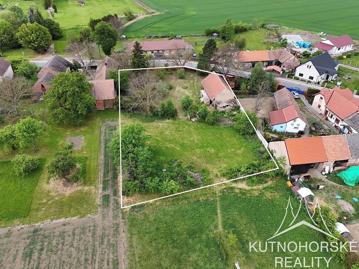 Prodej rodinného domu 77 m², pozemek 2658 m² – fotografie 2