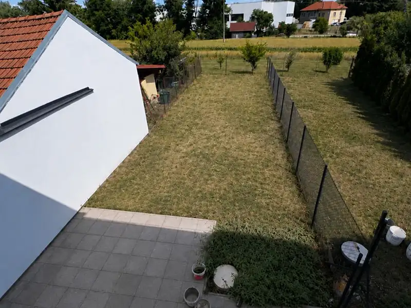 Prodej rodinného domu 140 m², pozemek 266 m², Prace – náhled fotky 3