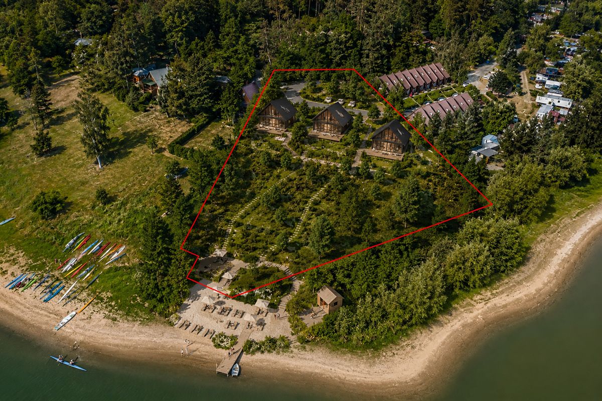 Prodej komerčního pozemku 3255 m² – fotografie 4