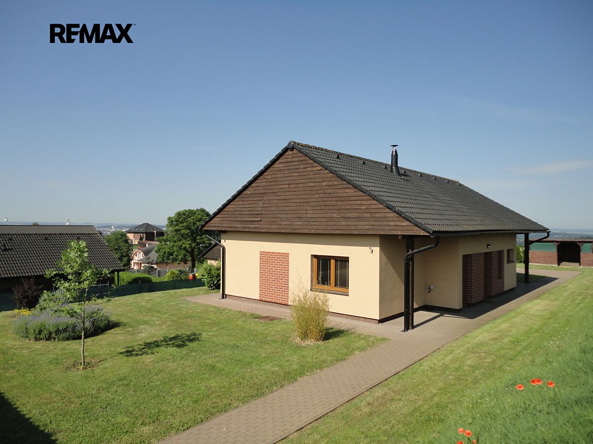 Prodej rodinného domu 112 m², pozemek 1325 m² – fotografie 2