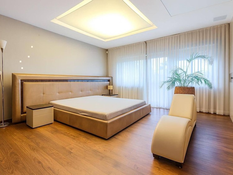 Будинок на продаж, 700 м² (18 з 37)