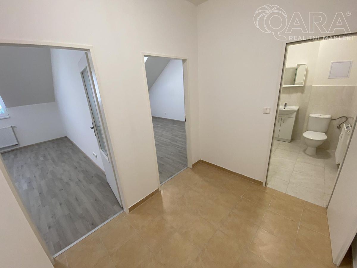 Pronájem bytu 3+kk 85 m² – fotografie 3