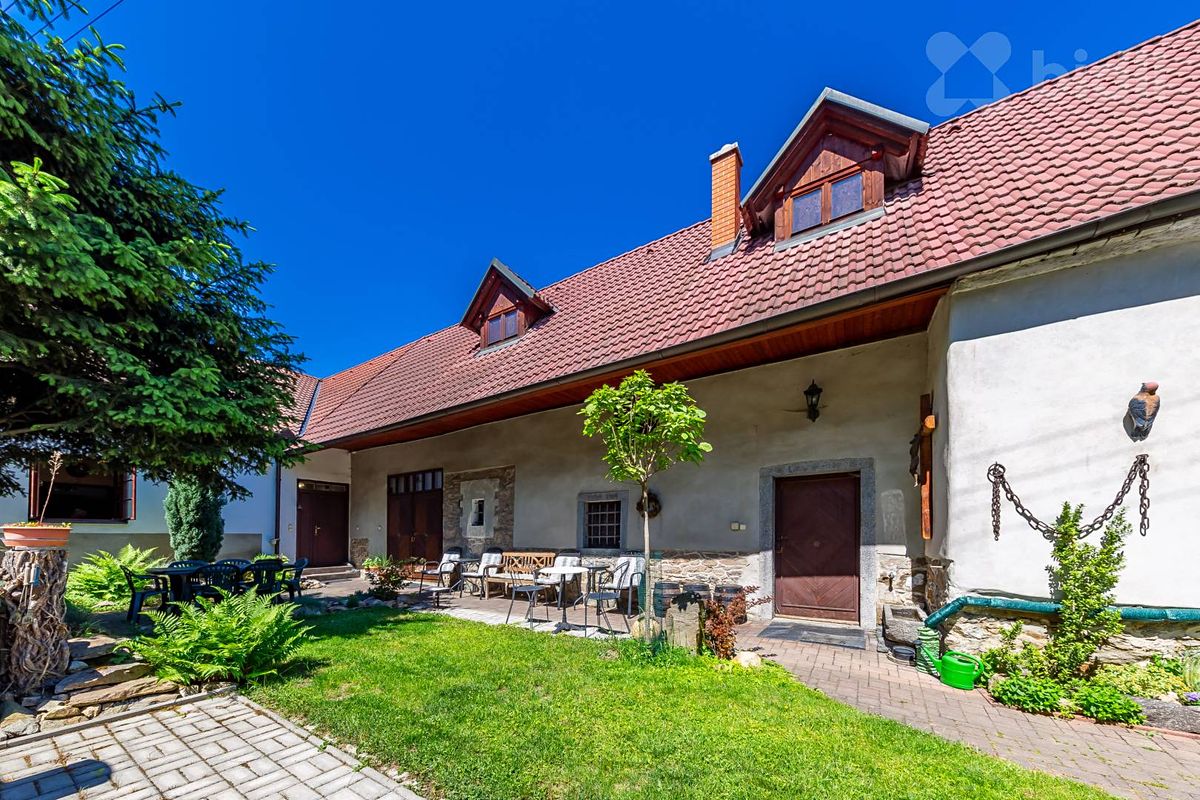 Prodej chalupy 388 m², pozemek 549 m² – fotografie 3
