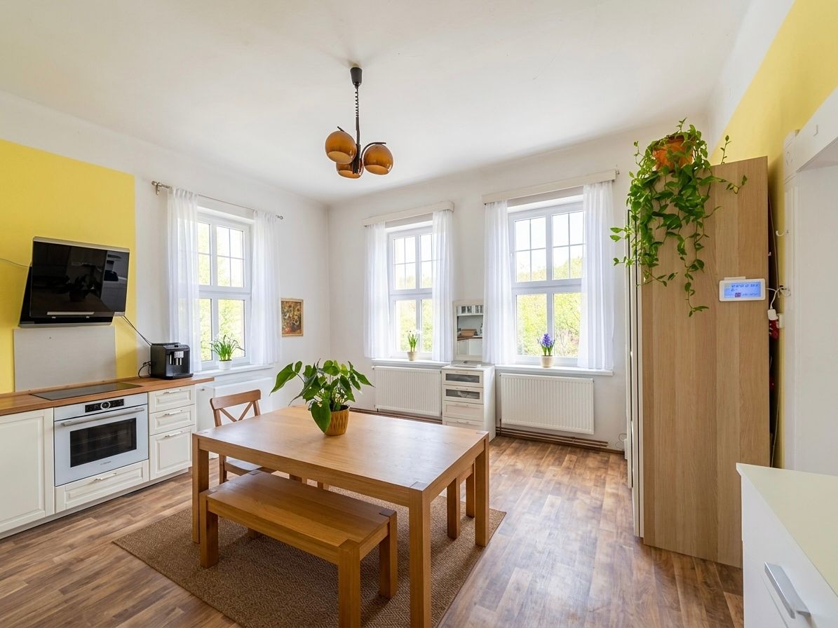 Prodej rodinného domu 449 m², pozemek 2593 m² – fotografie 2