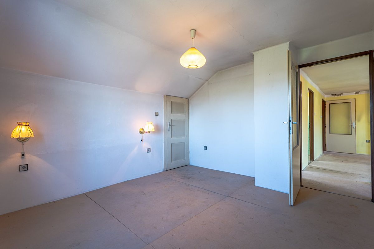 Prodej vícegeneračního domu 166 m², pozemek 440 m² – fotografie 4