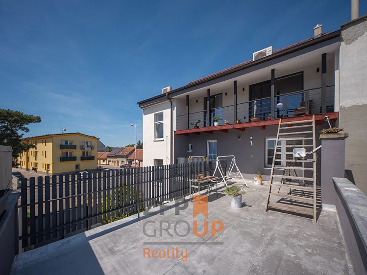 Prodej komerčního prostoru, 417 m² (32 z 44)