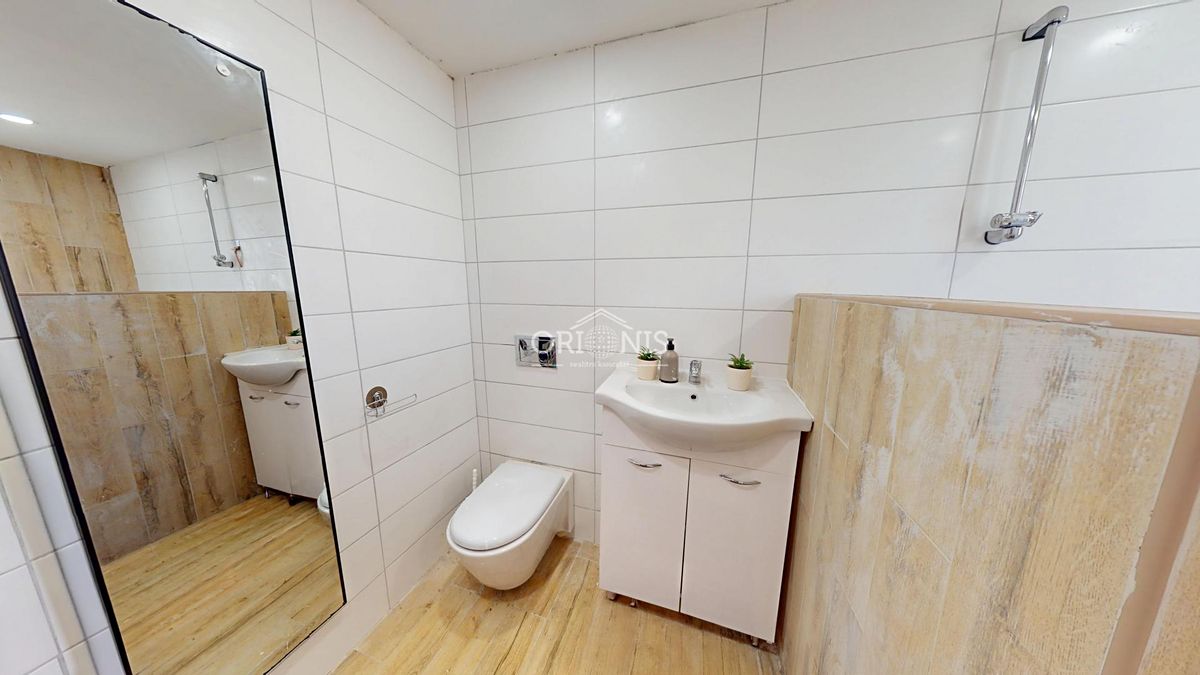 Prodej rodinného domu 266 m², pozemek 751 m² – fotografie 4