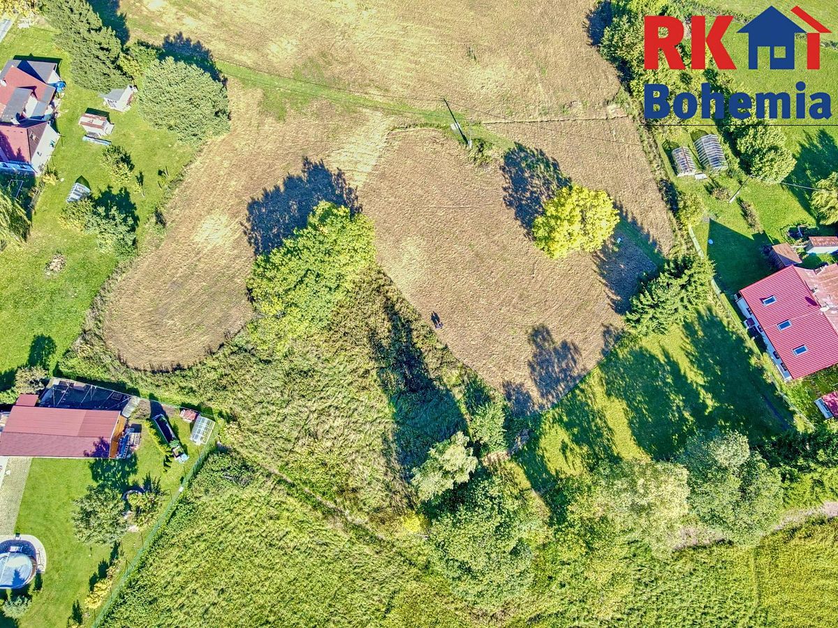 Prodej stavebního pozemku 3705 m² – fotografie 2