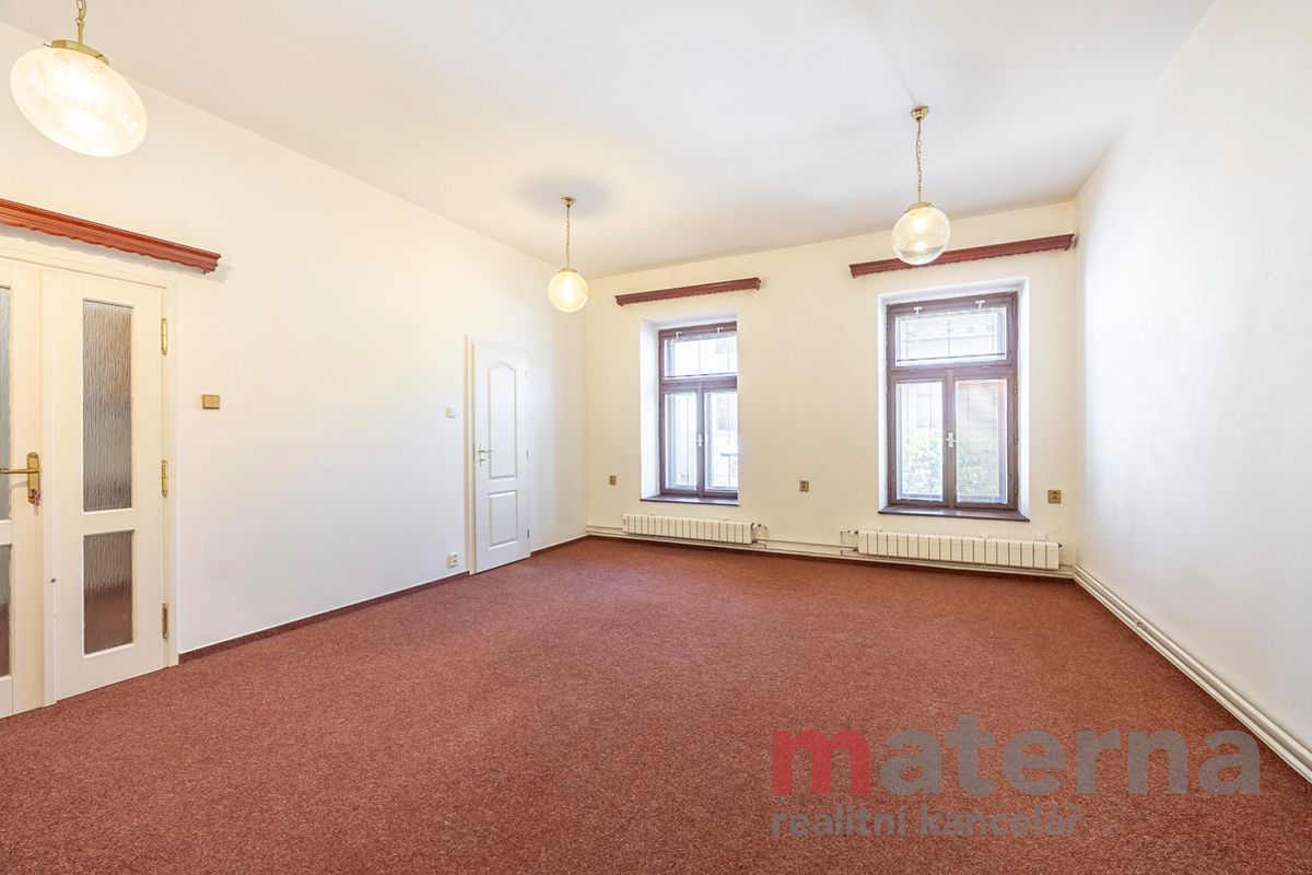 Pronájem kanceláře 96 m² – fotografie 4