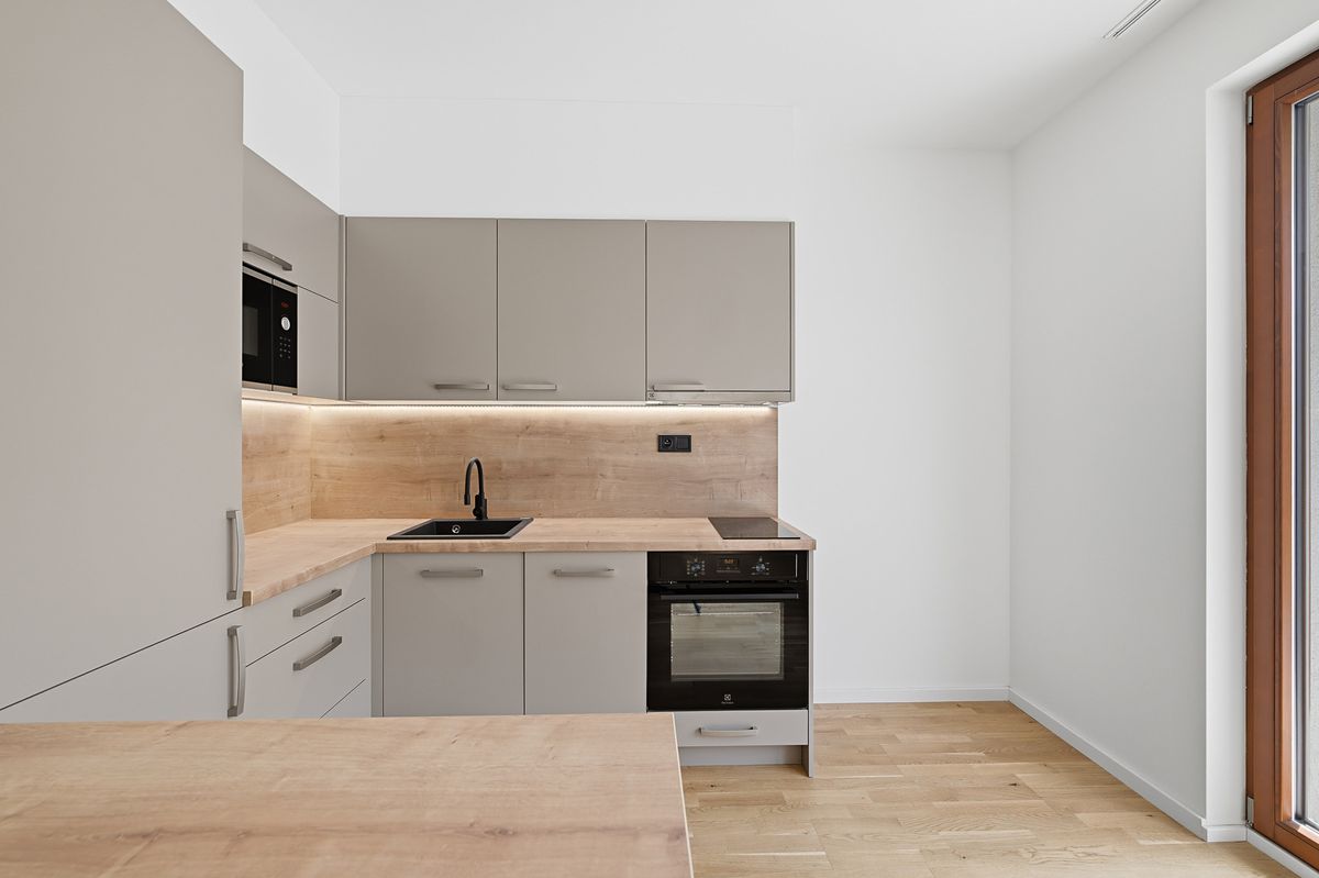 Pronájem bytu 1+kk 34 m² – fotografie 5
