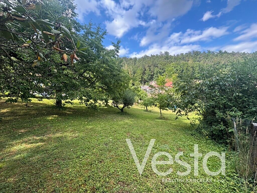 Prodej stavebního pozemku 909 m² – fotografie 3