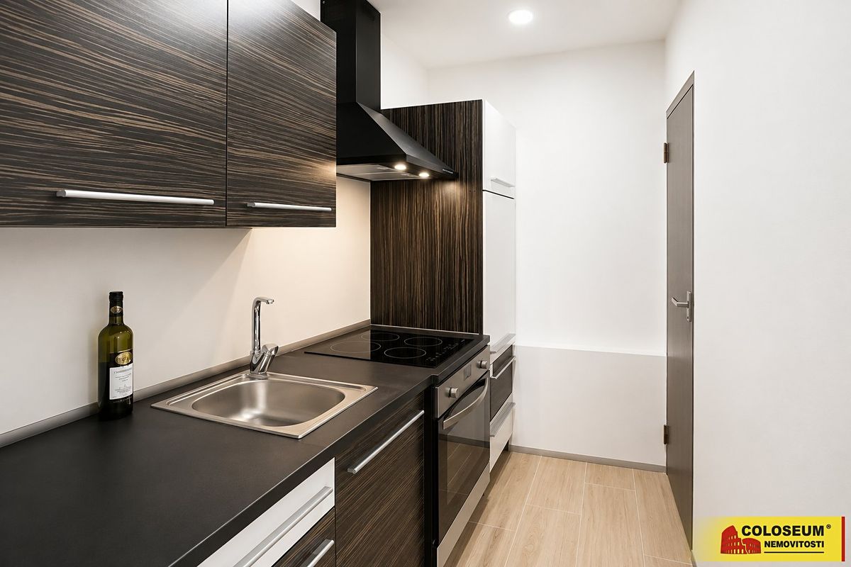 Pronájem bytu 1+kk 31 m²