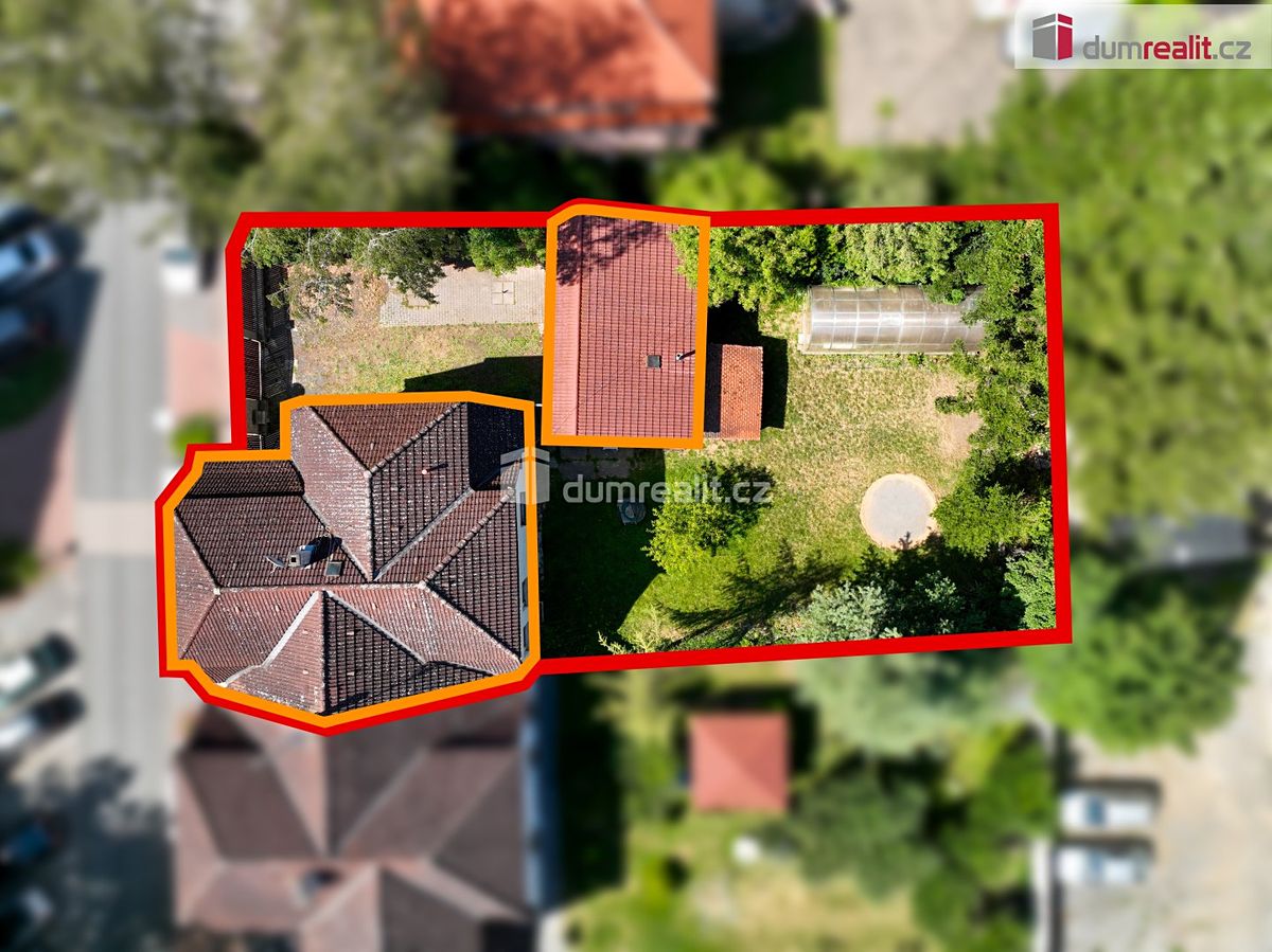 Prodej rodinného domu 190 m², pozemek 727 m² – fotografie 3