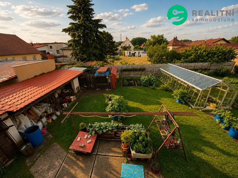 Prodej rodinného domu 220 m², pozemek 1030 m² – fotografie 4