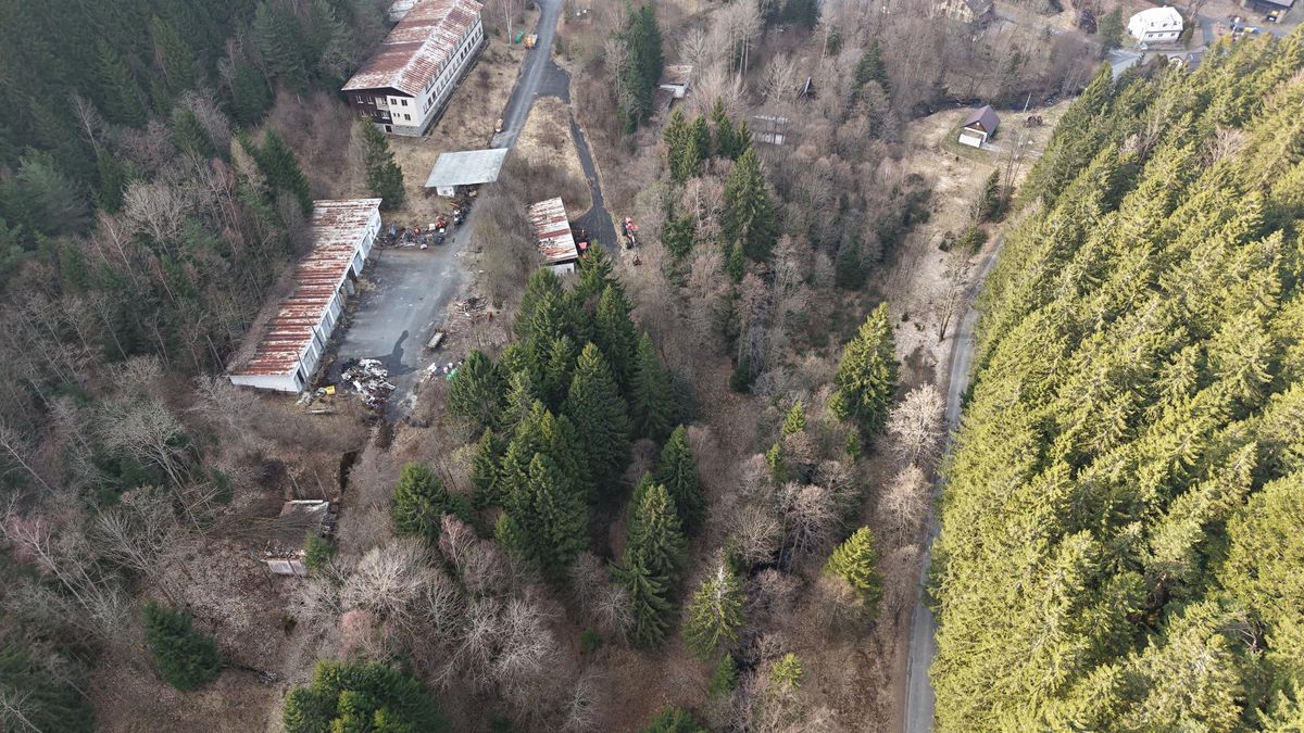 Prodej stavebního pozemku 5400 m² – fotografie 2