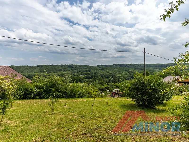 Prodej stavebního pozemku 526 m², Bílichov – náhled fotky 1