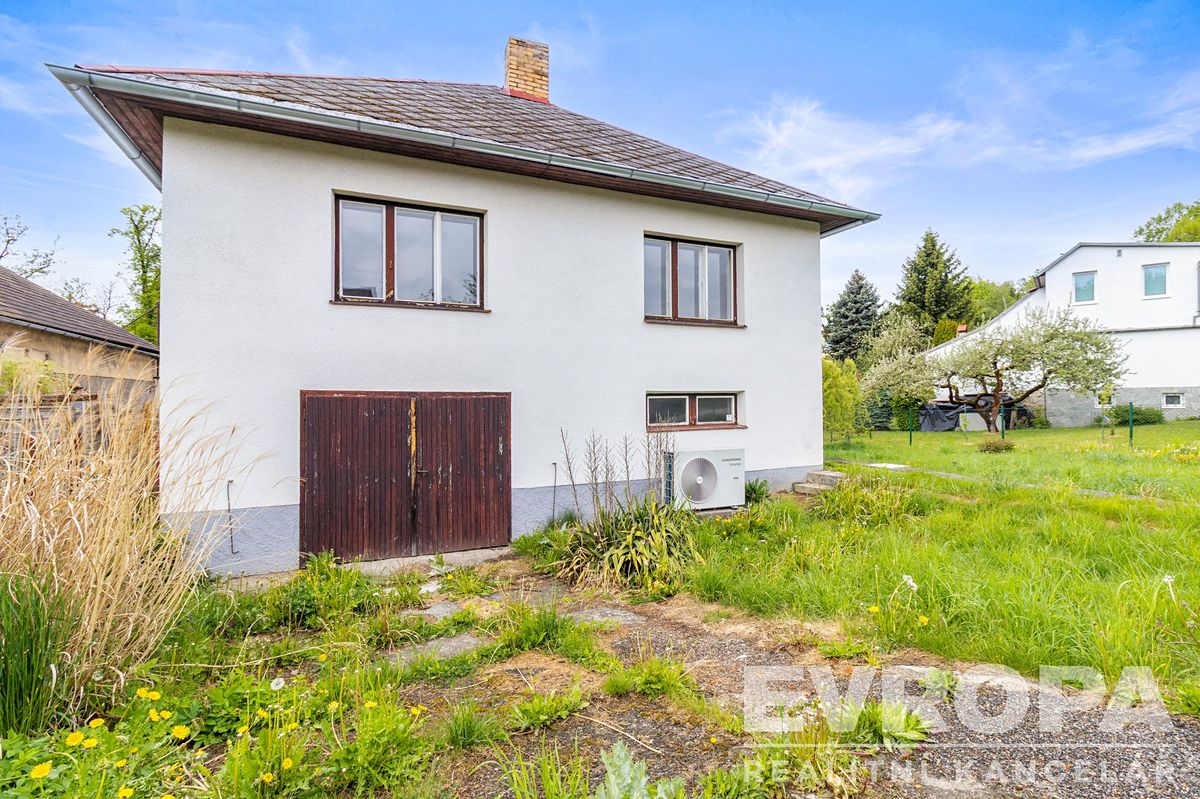 Prodej vily 144 m², pozemek 799 m² – fotografie 3