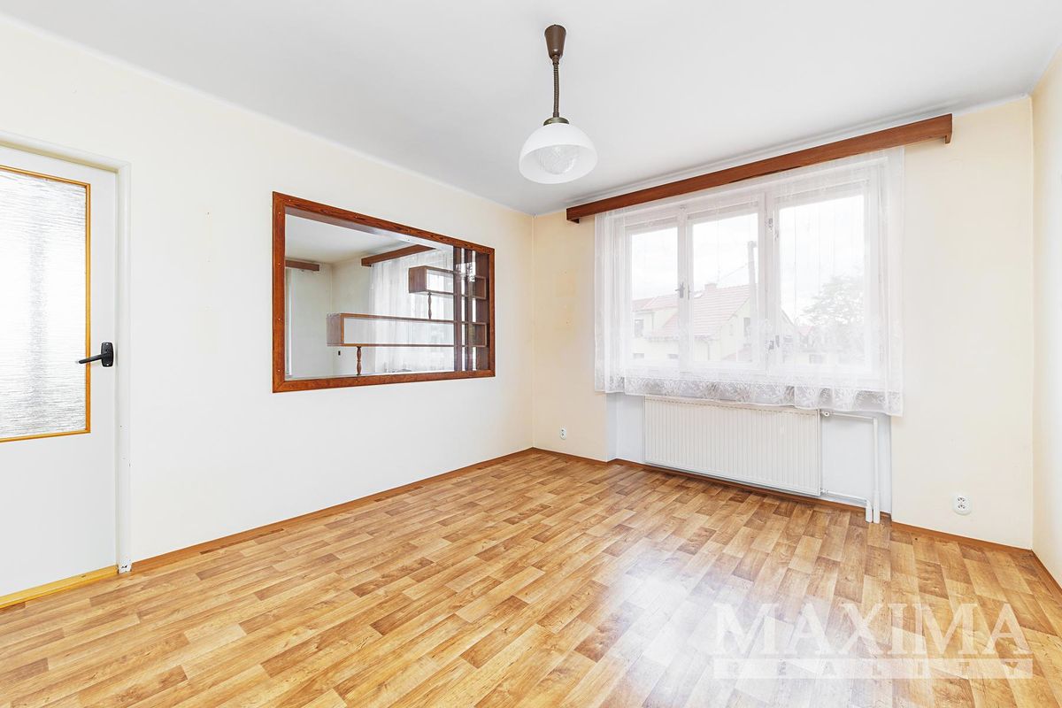 Prodej rodinného domu 110 m², pozemek 1120 m² – fotografie 4