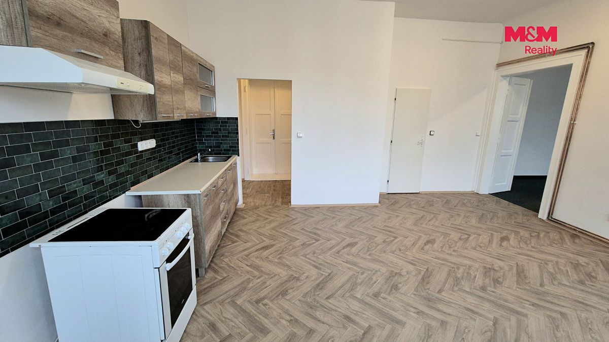 Pronájem bytu 2+kk 66 m² – fotografie 3