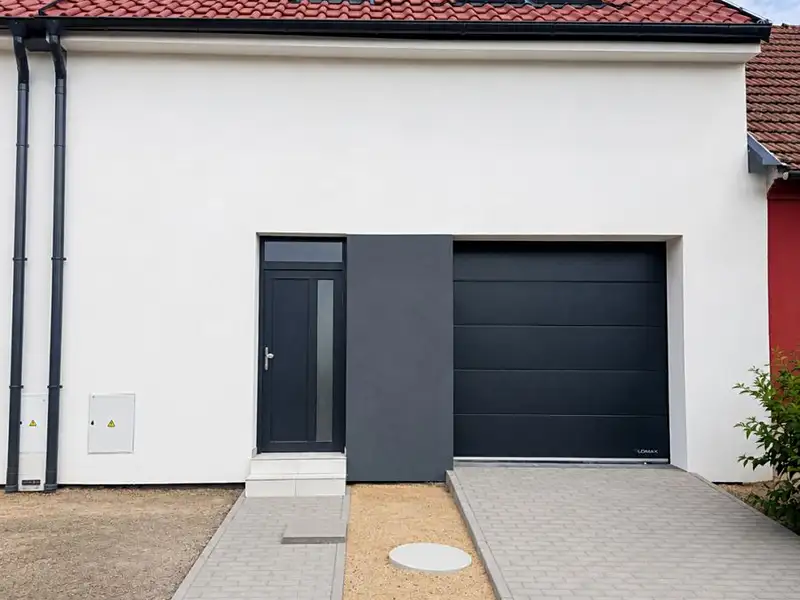 Prodej rodinného domu 140 m², pozemek 253 m², Prace – náhled fotky 2