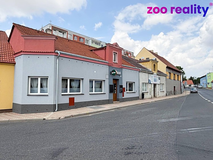 Комерційне приміщення на продаж, 180 м² (1 з 19)