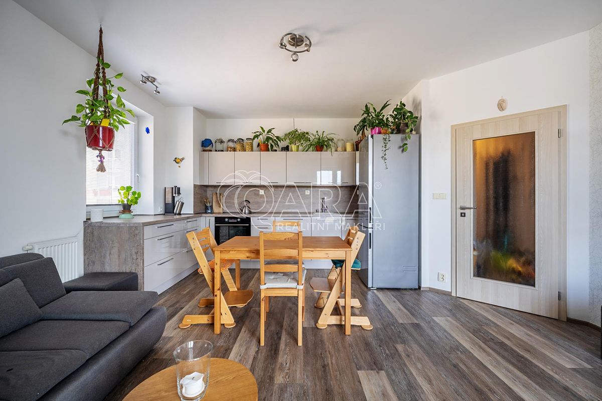 Pronájem bytu 3+kk 67 m²