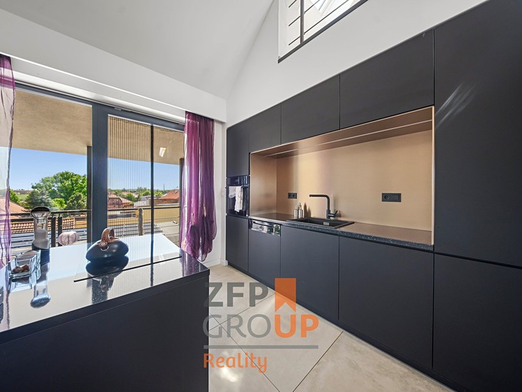 Prodej komerčního prostoru, 417 m² (8 z 44)