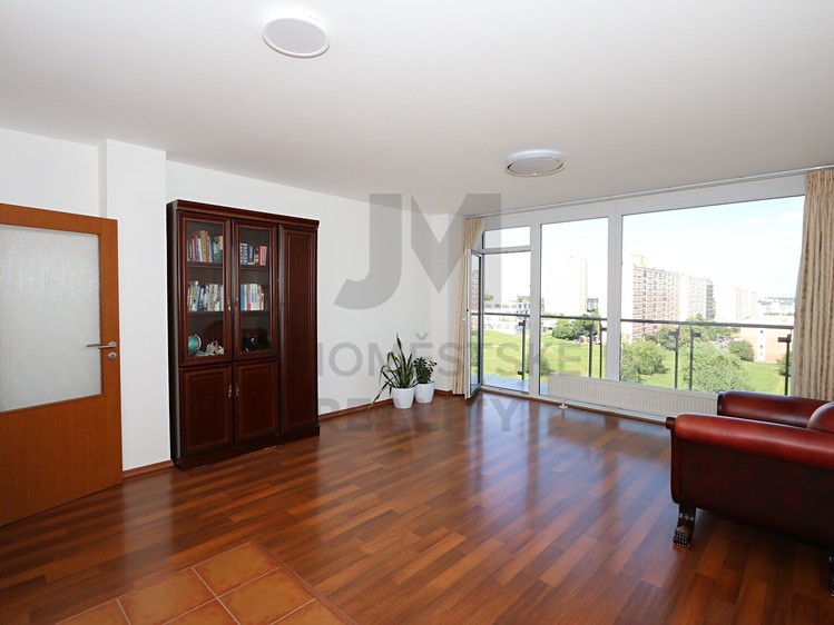Wohnung 3+kk zum Kauf, 90 m² (1 von 23)