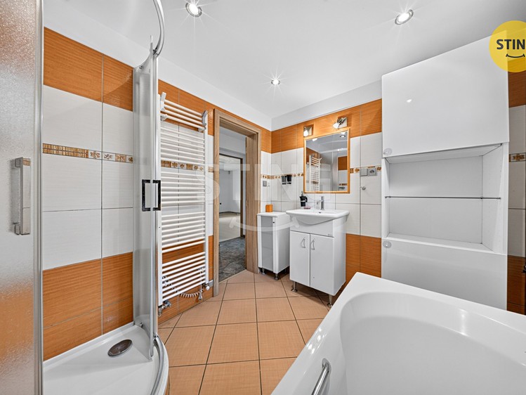 Будинок на продаж, 225 м² (16 з 34)